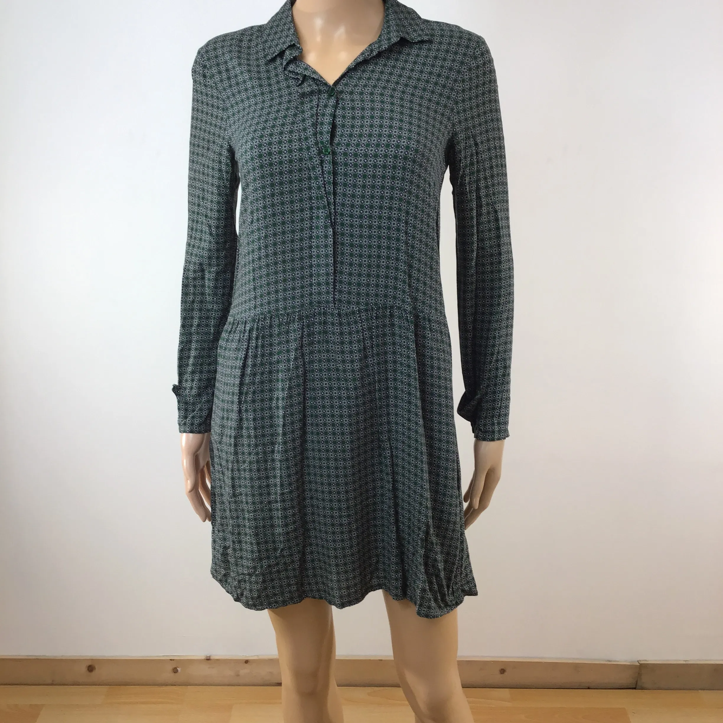 Robe à motifs- Vert- Acoté